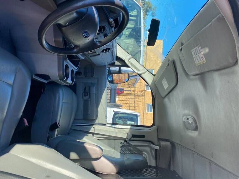 2012 Ford E-Series Cargo E-250