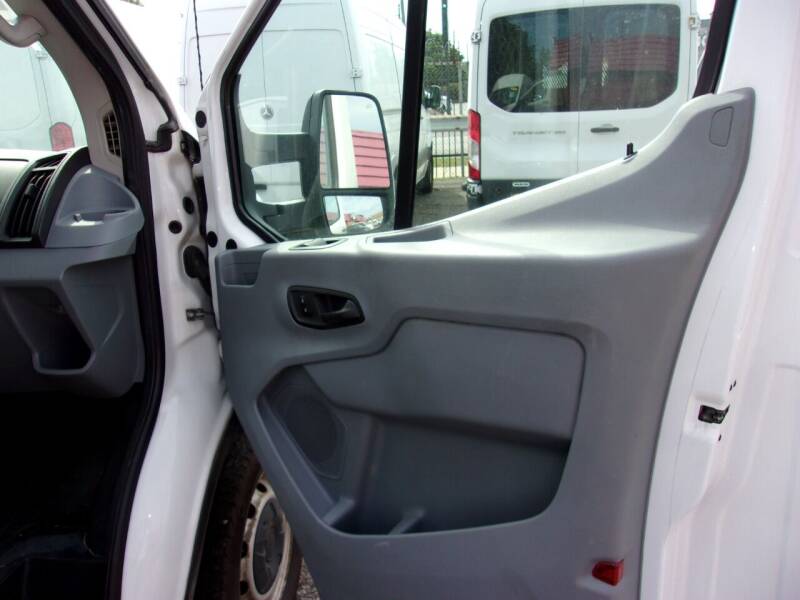 2015 Ford Transit Cargo 250