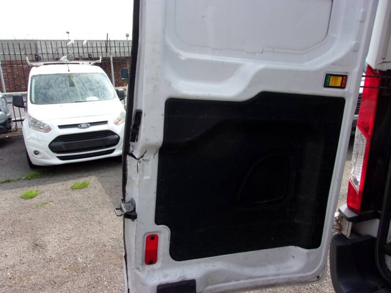 2015 Ford Transit Cargo 250