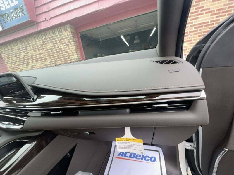 2023 Cadillac Escalade Sport