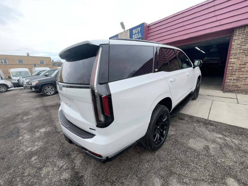 2023 Cadillac Escalade Sport