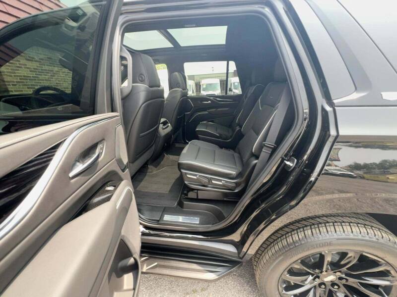 2023 Cadillac Escalade Sport