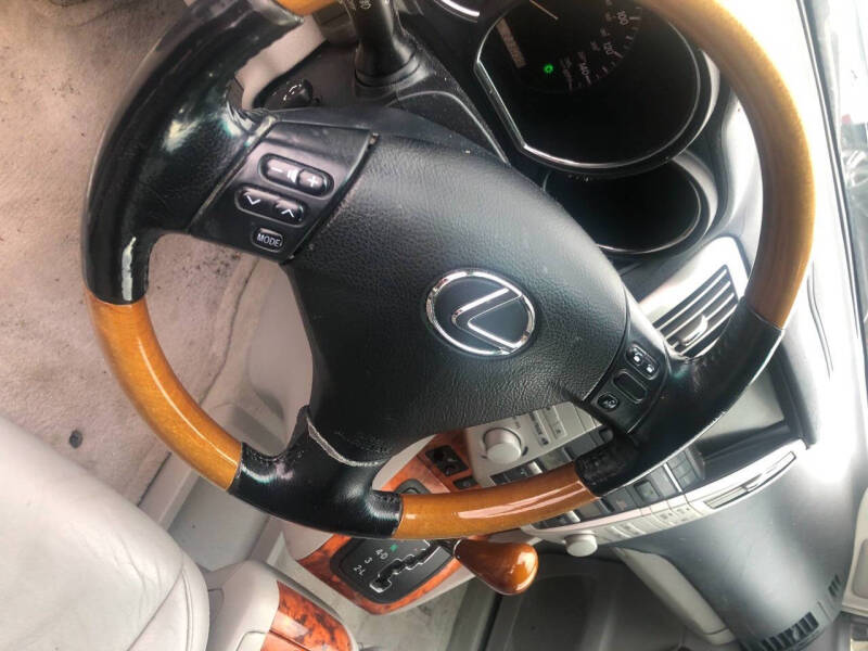 2005 Lexus RX 330